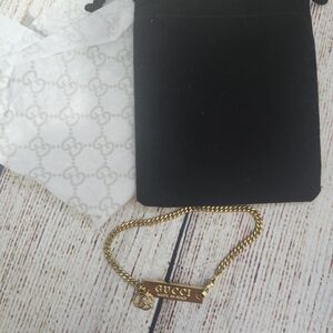 Gucci Gold Plate Chain Bracelet with Logo Charm